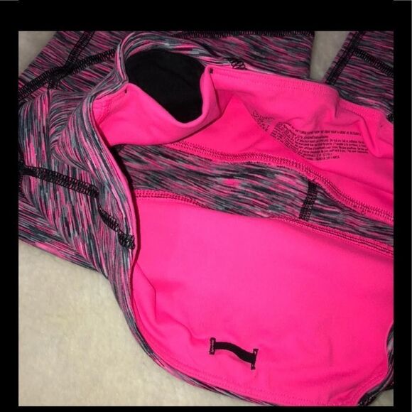 Victorias Secret Knockout 3/4 Leggings Size XS Compression VSX Sport - Picture 8 of 12